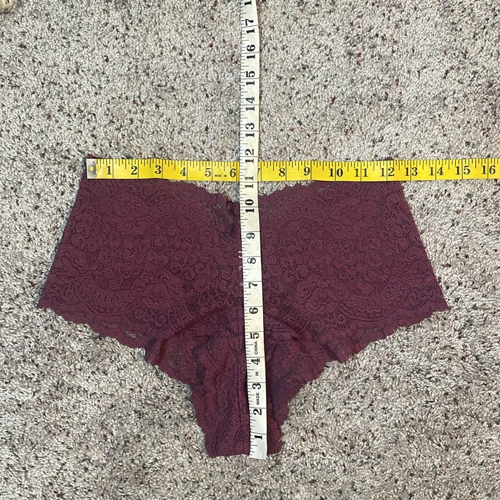 NWOT Vintage Victoria’s Secret Purple Lace Cheeky Panty Size Large - Picture 5 of 5